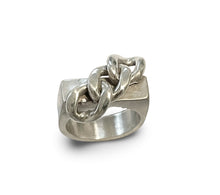 Load image into Gallery viewer, Block and Chain Friendship Ring