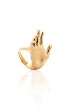 Load image into Gallery viewer, &quot;To Linda&quot; Hand-Carved Hand Ring in 14KT Gold
